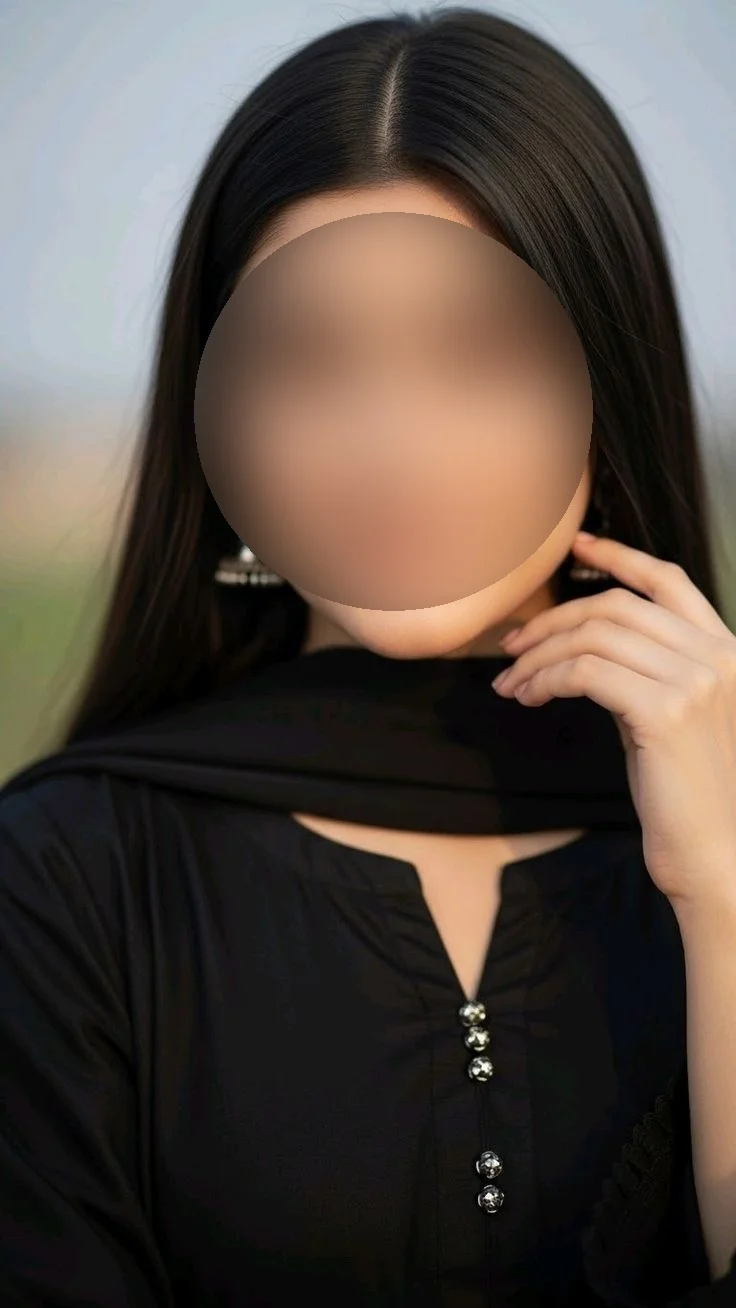 Daisy Grover - escort in Chembur